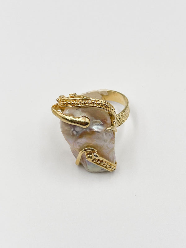 Handmade ring, 18K gold-plated brass with a beautifully hammered martelé finish, and featuring stunning baroque stones - ELLY