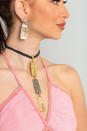 Zamak earrings plated in rhodium and finished in luxurious silver - ELLY
